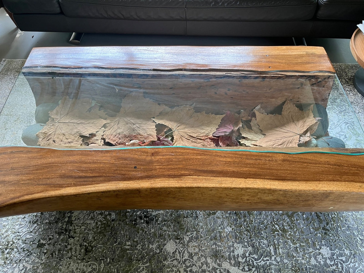 Großer massiver Couchtisch aus Teakholz 40 cm x 85 cm x 135 cm I Handgefertigt